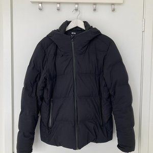 Uniqlo black puffer jacket, size L